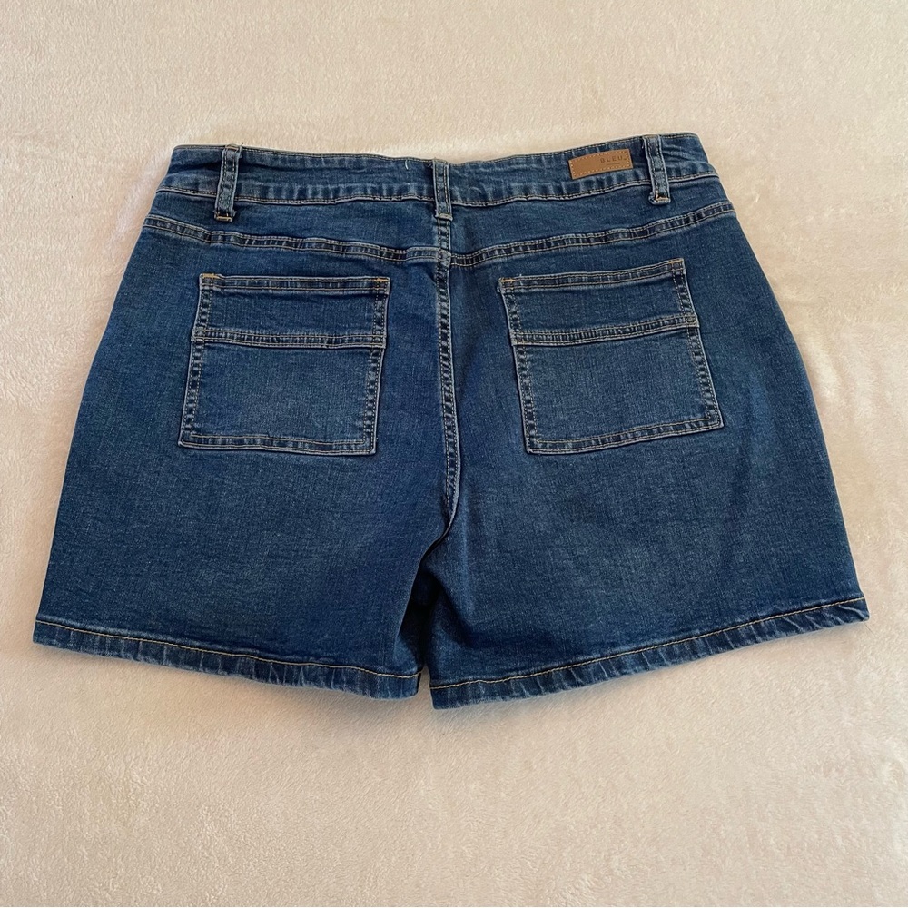 Bleu stretch denim shorts - size 12 - Picture 5 of 8